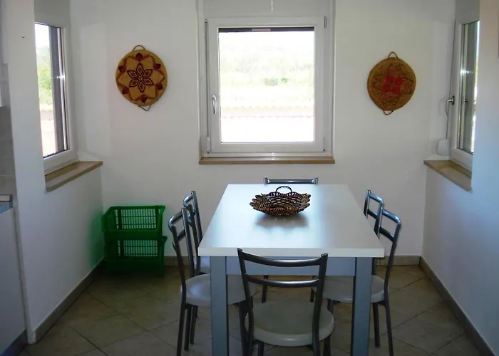 Garden 公寓 塞利亚马里纳