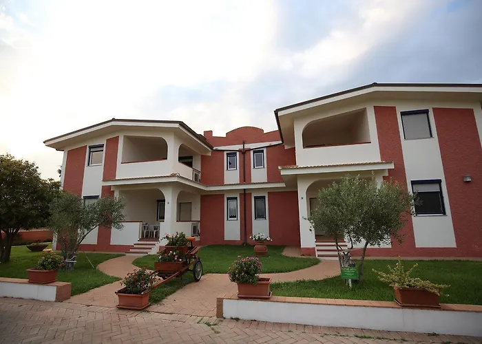 Garden 公寓 塞利亚马里纳